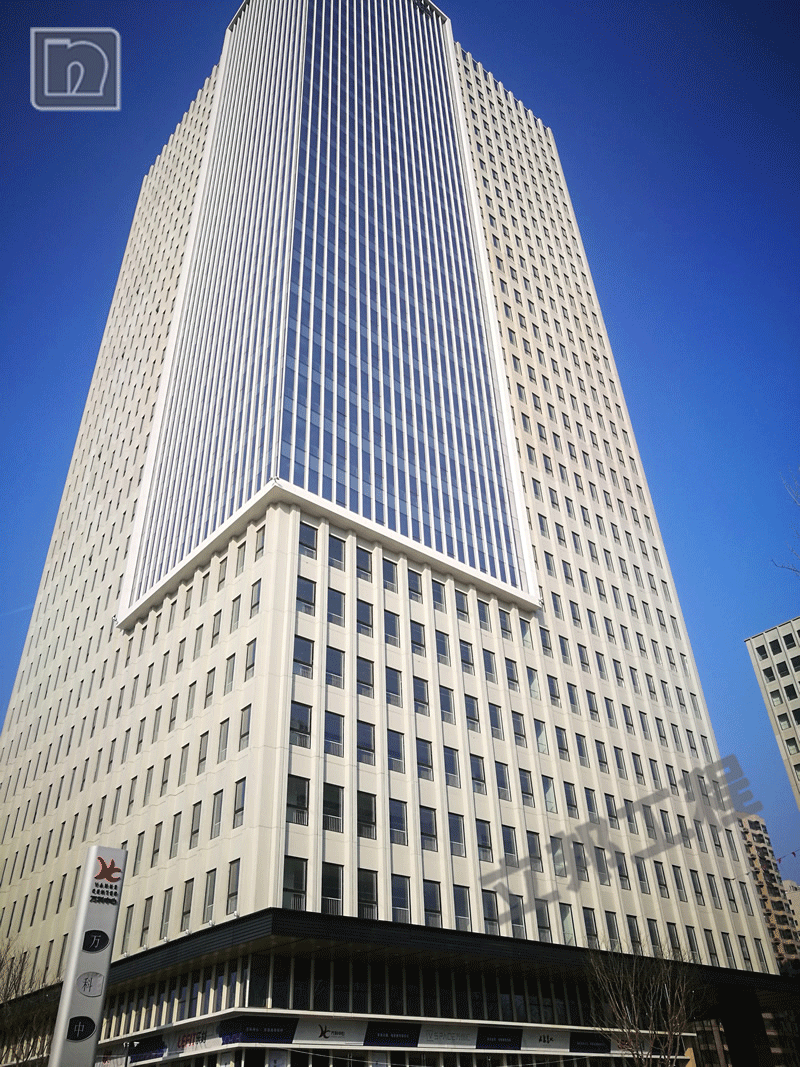 濟南萬科項目中心清水混凝土結(jié)構(gòu)大樓外表整體震撼圖片.png