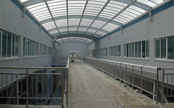 鋼結(jié)構(gòu)廠房造價多少錢一平方？