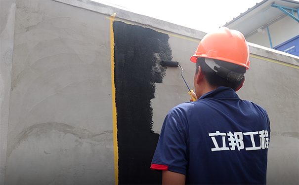 真石漆底漆每平方多少公斤?